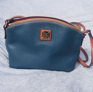 Dooney and Bourke Purse Crossbody